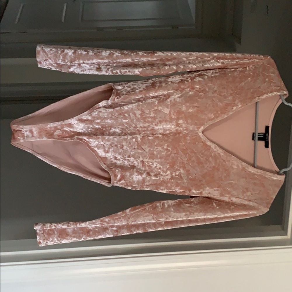 Light pink velvet body suit